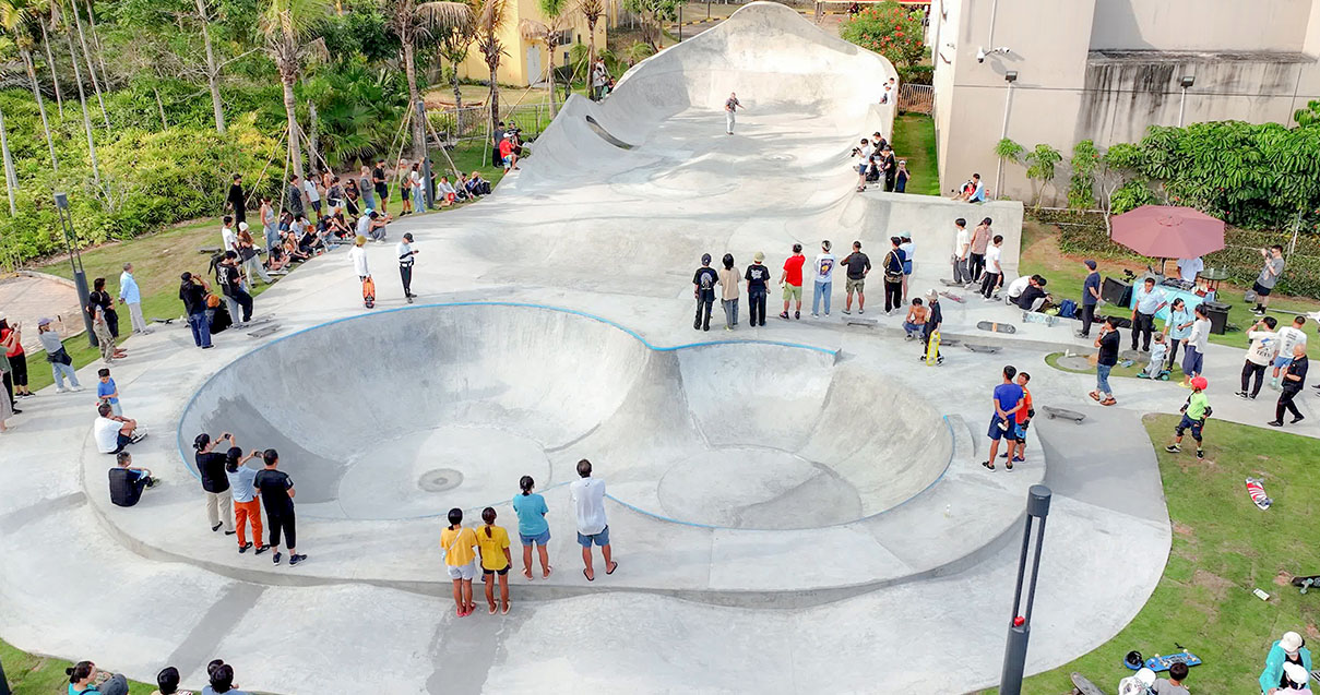 万宁耀彩网国际免税港