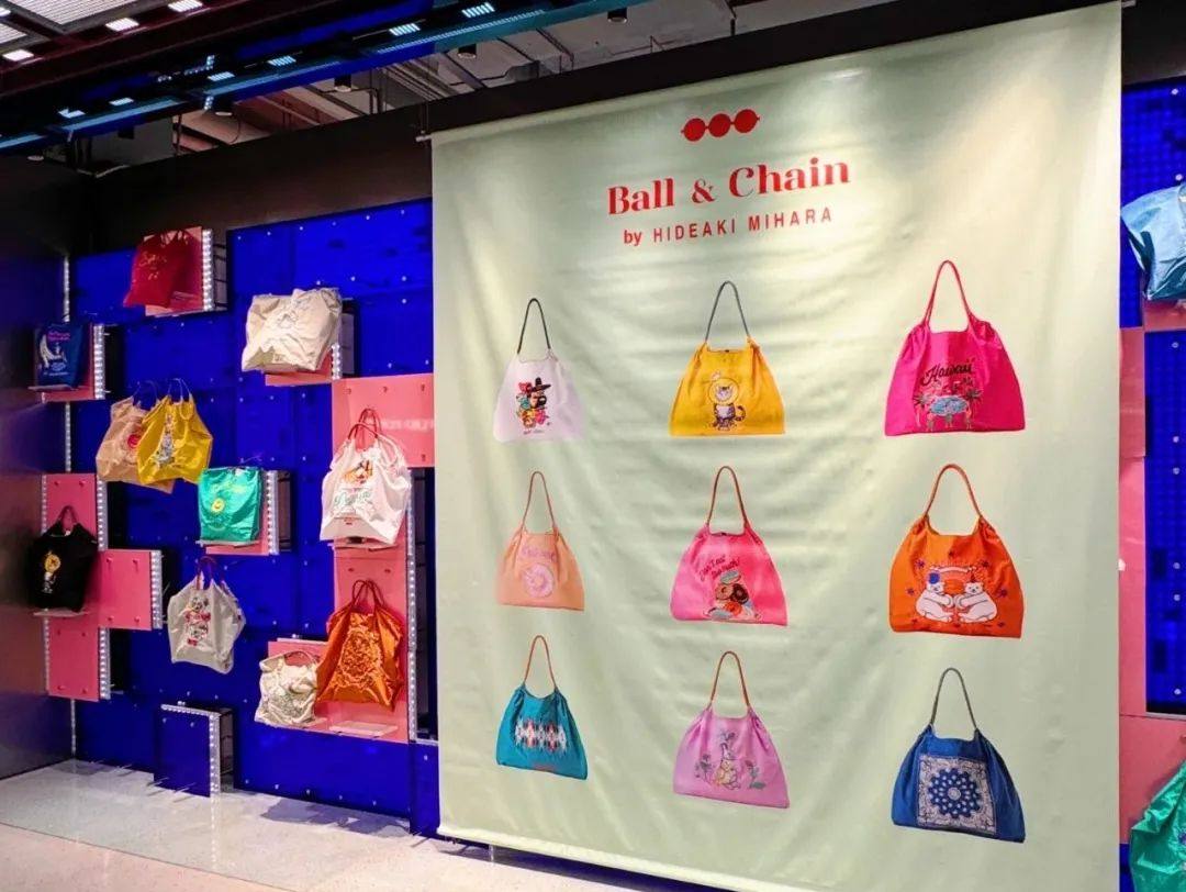 17273384906440017861080_812