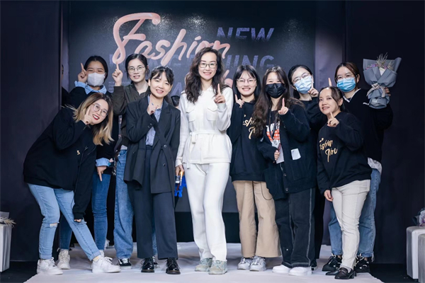 首页| 耀彩网官方网站入口